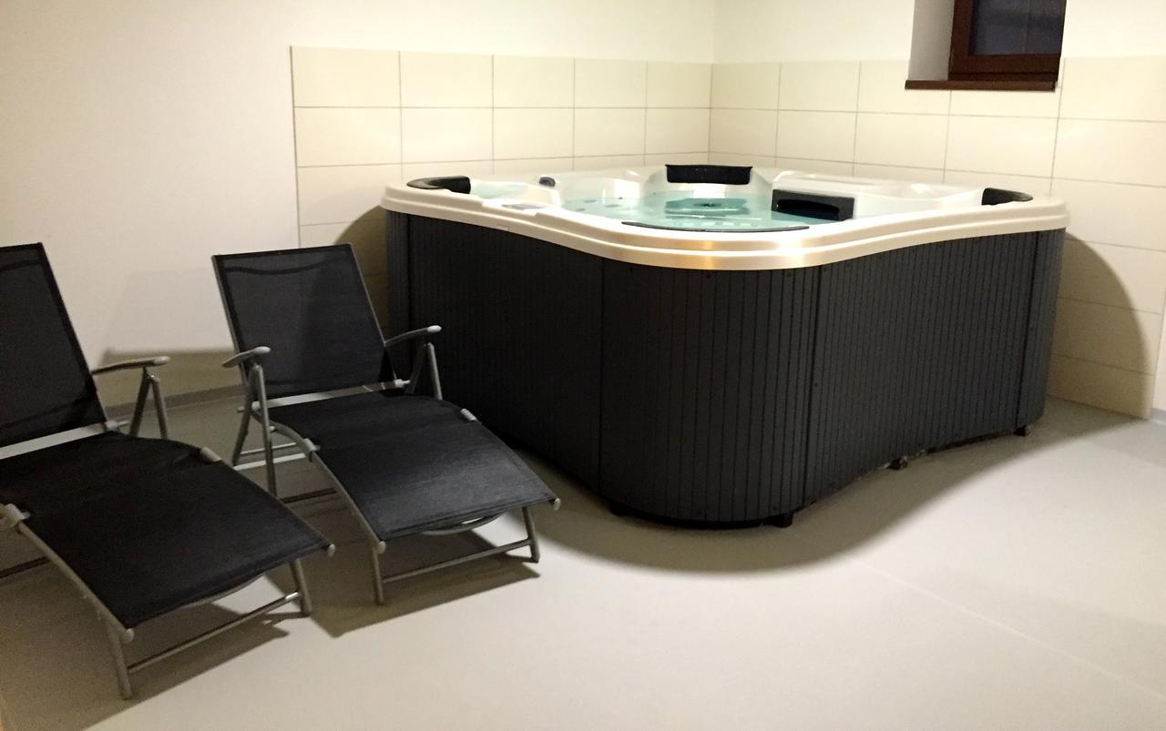 Apartmany Sportrelax Albrechtice v Jizerskych horach Ngoại thất bức ảnh